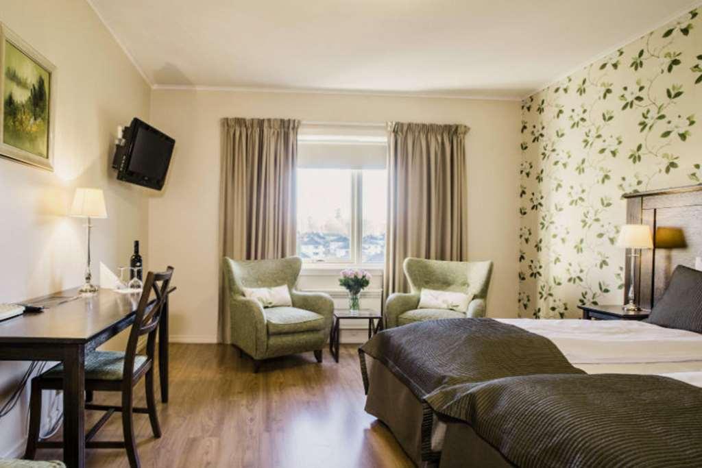 Home Hotel Park Халден Номер фото